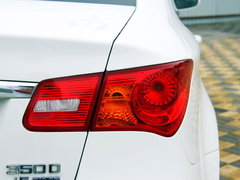 2010款 350S 1.5L 自动 讯达版