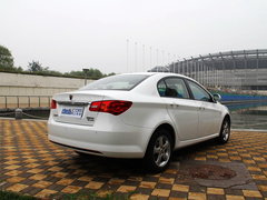 2010款 350S 1.5L 自动 讯达版