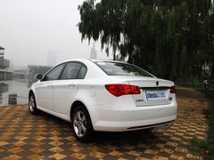 2010款 350S 1.5L 自动 讯达版