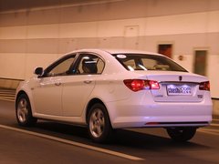 2010款 350S 1.5L 自动 讯达版