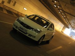 2010款 350S 1.5L 自动 讯达版