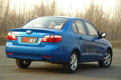 2010款 1.0L MT 标准型