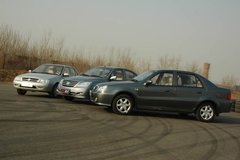 2010款 1.0L MT 标准型