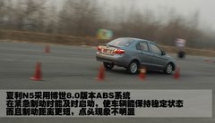 2010款 1.0L MT 标准型