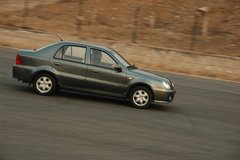 2010款 1.0L MT 标准型