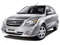 2010款 1.0L MT 标准型