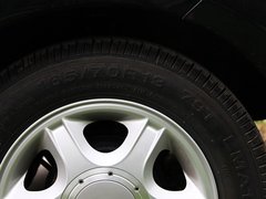2010款 1.0L MT 标准型