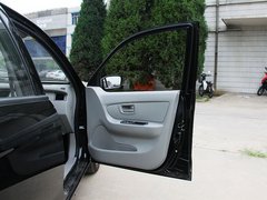 2010款 1.0L MT 标准型