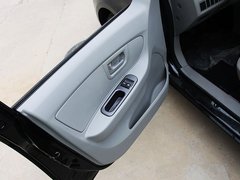 2010款 1.0L MT 标准型