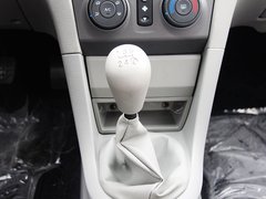 2010款 1.0L MT 标准型