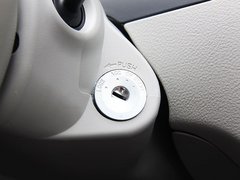 2010款 1.0L MT 标准型