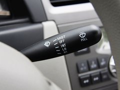 2010款 1.0L MT 标准型