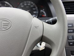 2010款 1.0L MT 标准型