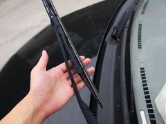 2010款 1.0L MT 标准型