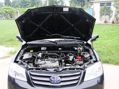 2010款 1.0L MT 标准型