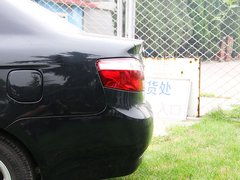 2010款 1.0L MT 标准型