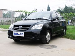 2010款 1.0L MT 标准型