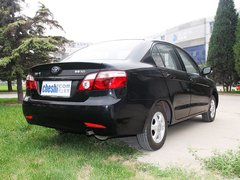 2010款 1.0L MT 标准型