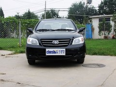 2010款 1.0L MT 标准型