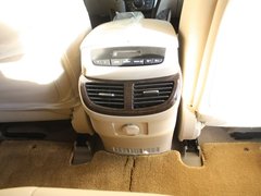 2010款 3.7L 自动 标准版 7座