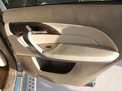 2010款 3.7L 自动 标准版 7座