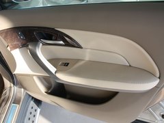 2010款 3.7L 自动 标准版 7座
