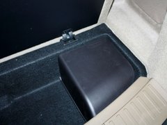 2010款 3.7L 自动 标准版 7座