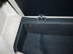 2010款 3.7L 自动 标准版 7座