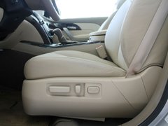 2010款 3.7L 自动 标准版 7座