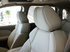 2010款 3.7L 自动 标准版 7座