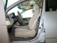 2010款 3.7L 自动 标准版 7座