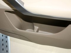 2010款 3.7L 自动 标准版 7座