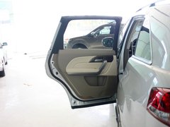 2010款 3.7L 自动 标准版 7座