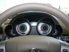 2010款 3.7L 自动 标准版 7座