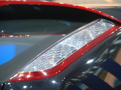 2011款 两厢 1.8L 自动 时尚型