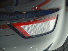 2011款 两厢 1.8L 自动 时尚型