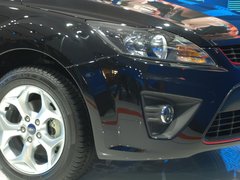 2011款 两厢 1.8L 自动 时尚型