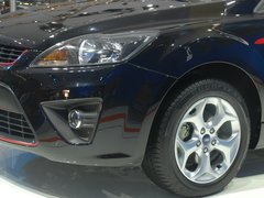 2011款 两厢 1.8L 自动 时尚型