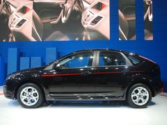 2011款 两厢 1.8L 自动 时尚型