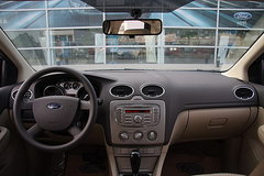 长安福特 福克斯-两厢 2010款