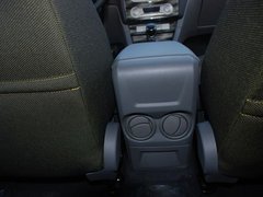 2011款 两厢 1.8L 自动 时尚型