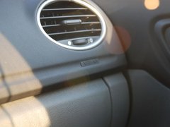 2011款 两厢 1.8L 自动 时尚型