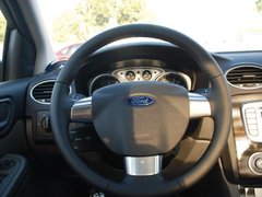 2011款 两厢 1.8L 自动 时尚型