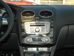 2011款 两厢 1.8L 自动 时尚型