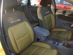 2011款 两厢 1.8L 自动 时尚型