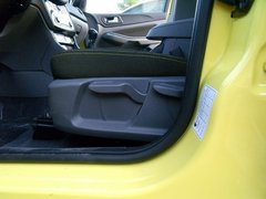 2011款 两厢 1.8L 自动 时尚型