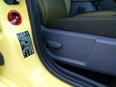 2011款 两厢 1.8L 自动 时尚型