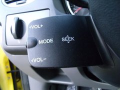 2011款 两厢 1.8L 自动 时尚型