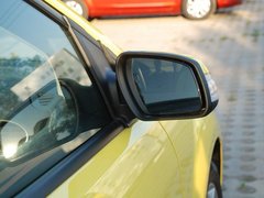 2011款 两厢 1.8L 自动 时尚型