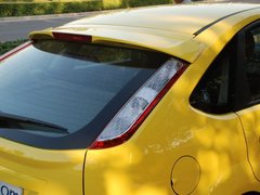 2011款 两厢 1.8L 自动 时尚型